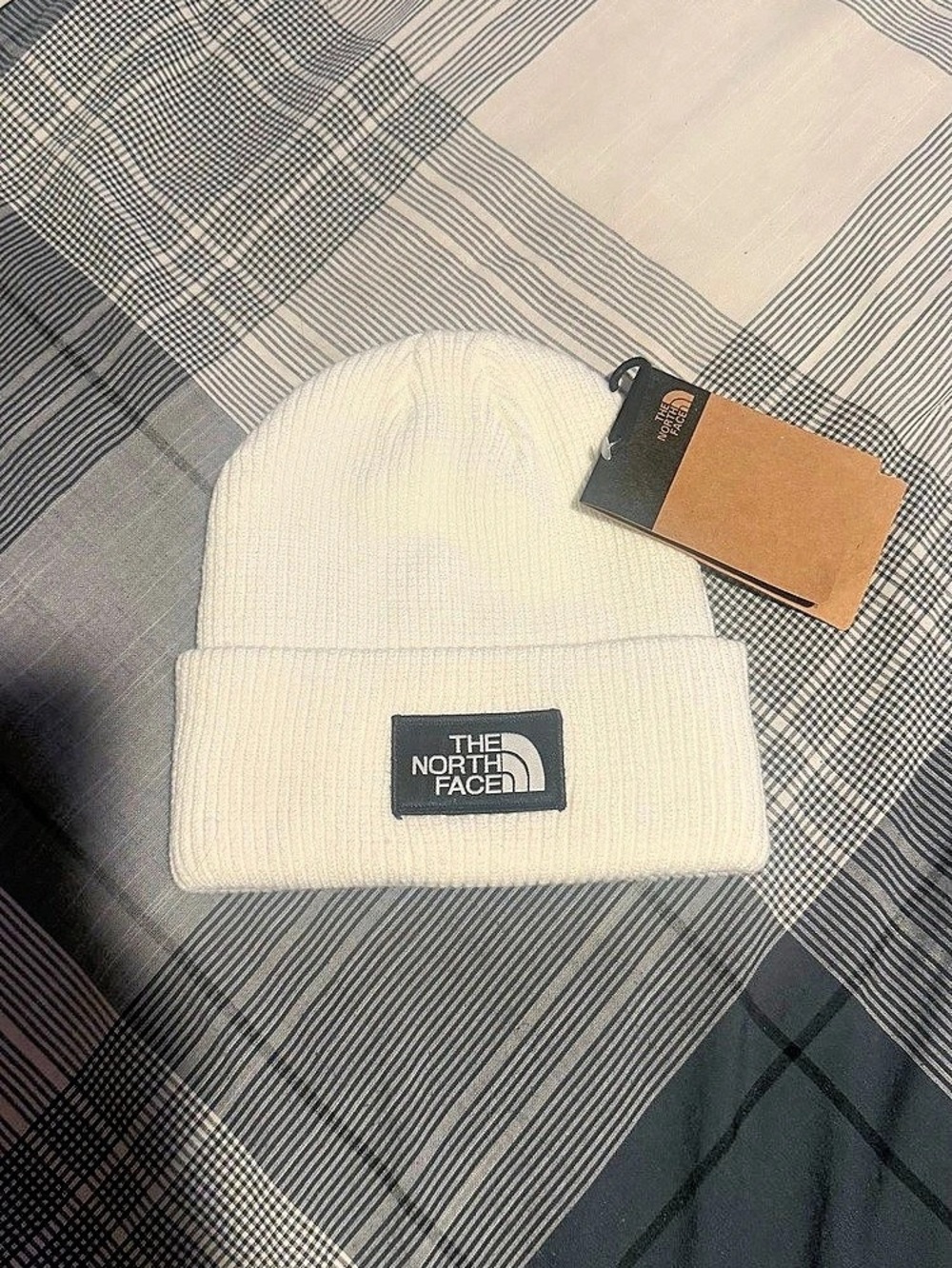 The North Face TNF Logo Box Cuffed Beanie White Knit Beanie NWT